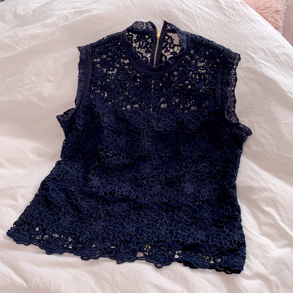 Nanette Lenore Blue Lace Sleeveless Blouse-Large
